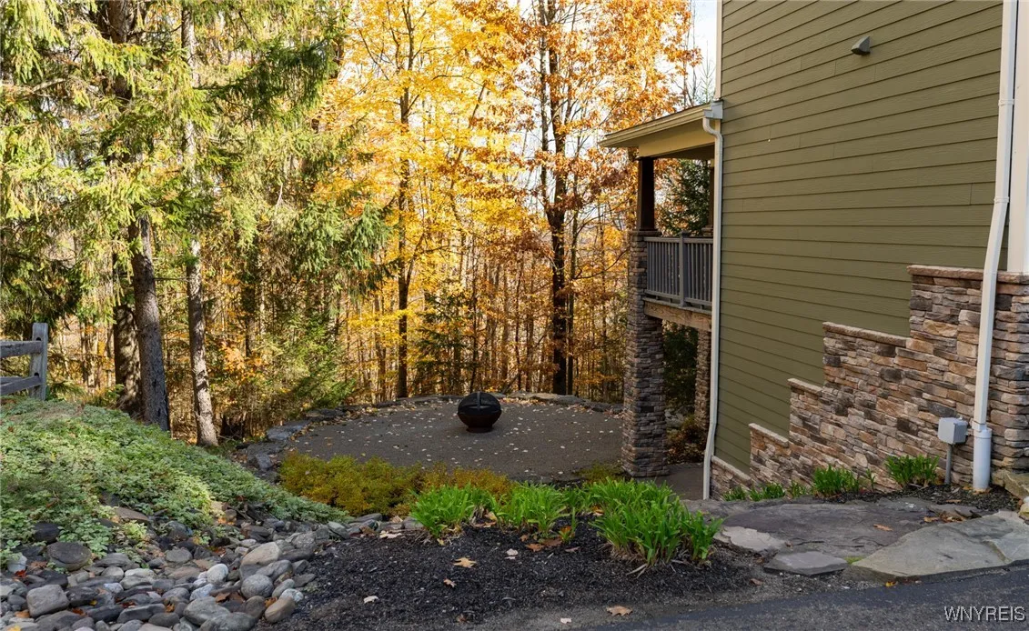 1 Moranda Lane, Mansfield, New York 14731, Mansfield, New York 14731, 4 Bedrooms Bedrooms, 9 Rooms Rooms,3 BathroomsBathrooms,Residential,For Sale,1 Moranda Lane, Mansfield, New York 14731,0,B1621078