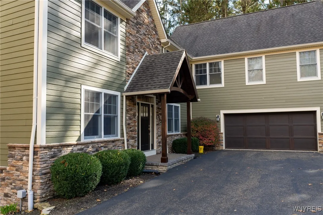 1 Moranda Lane, Mansfield, New York 14731, Mansfield, New York 14731, 4 Bedrooms Bedrooms, 9 Rooms Rooms,3 BathroomsBathrooms,Residential,For Sale,1 Moranda Lane, Mansfield, New York 14731,B1621078