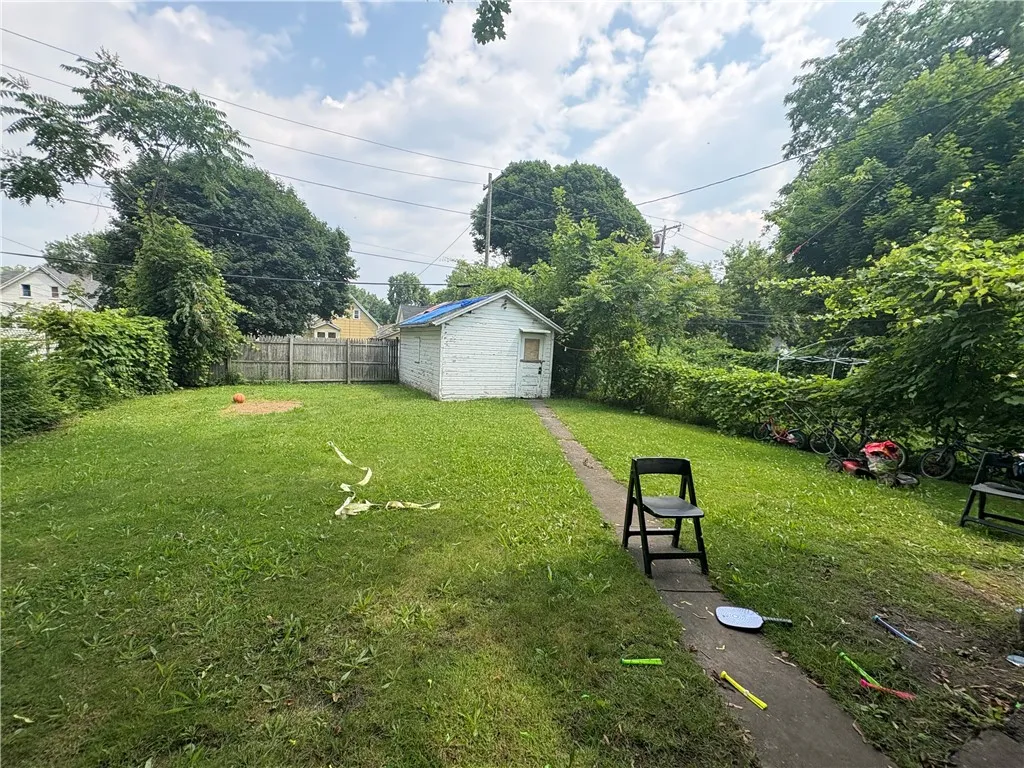 74 Avenue D Avenue, Rochester, New York 14621, Rochester, New York 14621, 3 Bedrooms Bedrooms, ,3 BathroomsBathrooms,Residential,For Sale,74 Avenue D Avenue, Rochester, New York 14621,R1621067