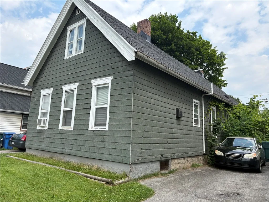 74 Avenue D Avenue, Rochester, New York 14621, Rochester, New York 14621, 3 Bedrooms Bedrooms, ,3 BathroomsBathrooms,Residential,For Sale,74 Avenue D Avenue, Rochester, New York 14621,R1621067