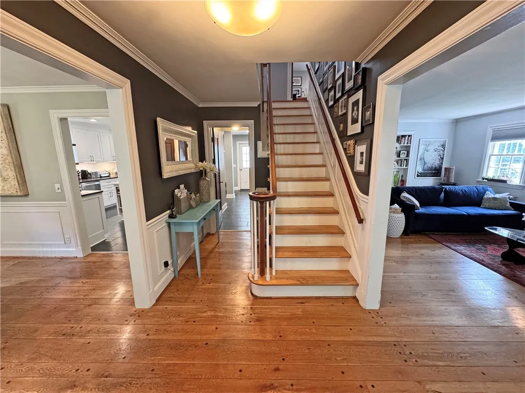 290 Hollywood Avenue, Brighton, New York 14618, Brighton, New York 14618, 4 Bedrooms Bedrooms, 8 Rooms Rooms,2 BathroomsBathrooms,Residential,For Sale,290 Hollywood Avenue, Brighton, New York 14618,R1621070
