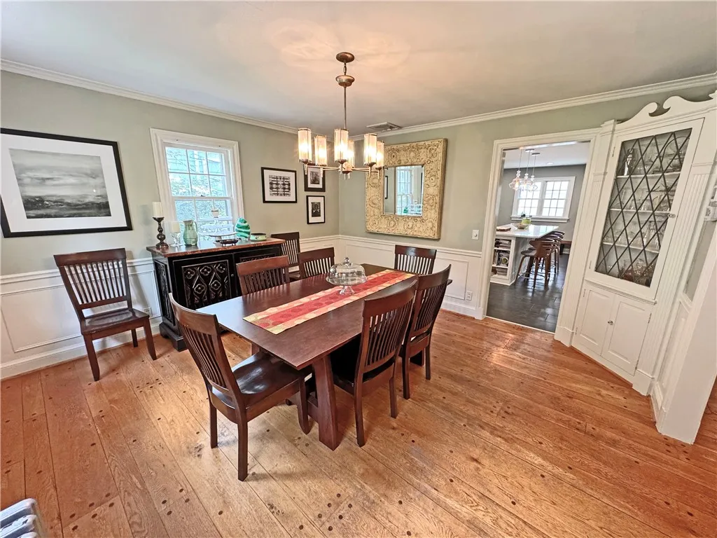 290 Hollywood Avenue, Brighton, New York 14618, Brighton, New York 14618, 4 Bedrooms Bedrooms, 8 Rooms Rooms,2 BathroomsBathrooms,Residential,For Sale,290 Hollywood Avenue, Brighton, New York 14618,R1621070