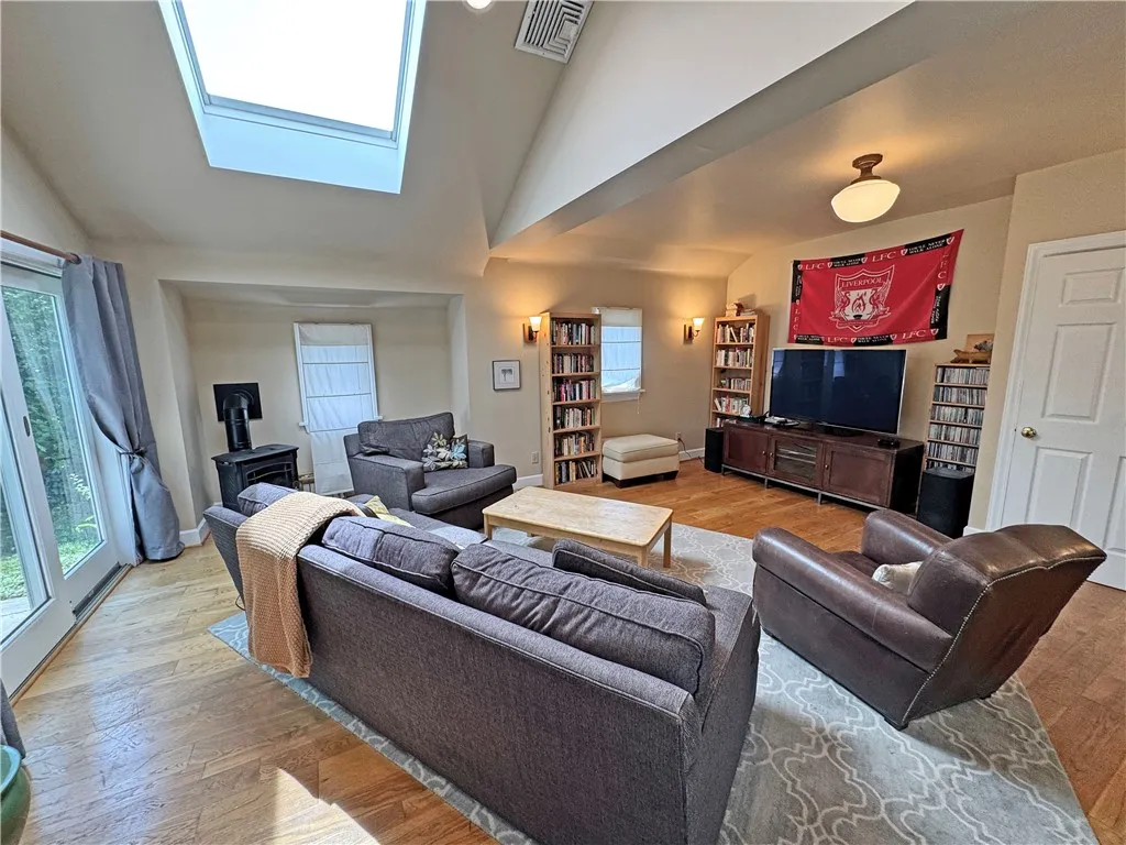 290 Hollywood Avenue, Brighton, New York 14618, Brighton, New York 14618, 4 Bedrooms Bedrooms, 8 Rooms Rooms,2 BathroomsBathrooms,Residential,For Sale,290 Hollywood Avenue, Brighton, New York 14618,R1621070