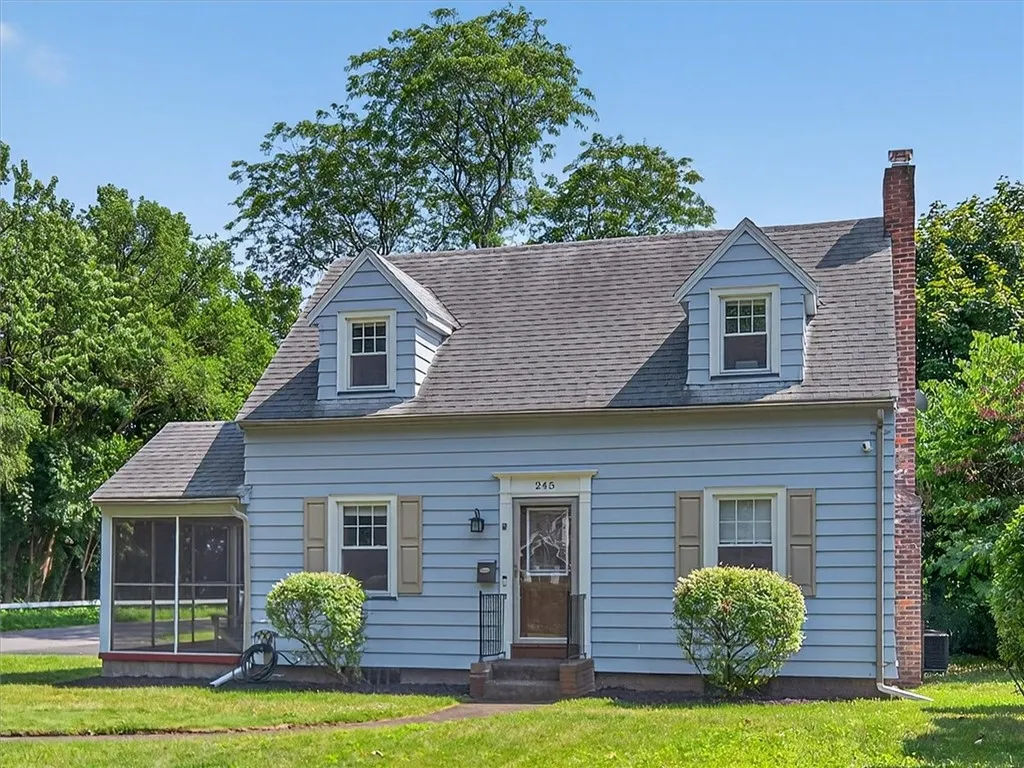 245 Worthington Road, Irondequoit, New York 14622, Irondequoit, New York 14622, 3 Bedrooms Bedrooms, 6 Rooms Rooms,1 BathroomBathrooms,Residential,For Sale,245 Worthington Road, Irondequoit, New York 14622,R1620646
