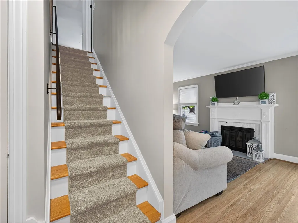 245 Worthington Road, Irondequoit, New York 14622, Irondequoit, New York 14622, 3 Bedrooms Bedrooms, 6 Rooms Rooms,1 BathroomBathrooms,Residential,For Sale,245 Worthington Road, Irondequoit, New York 14622,R1620646