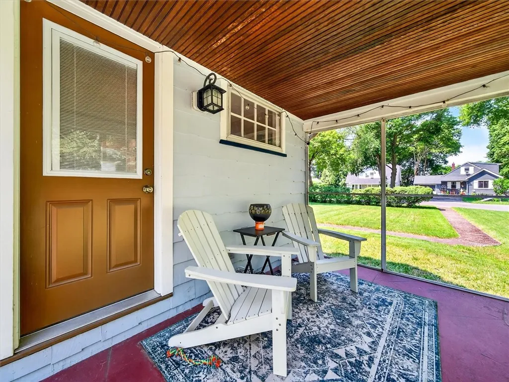 245 Worthington Road, Irondequoit, New York 14622, Irondequoit, New York 14622, 3 Bedrooms Bedrooms, 6 Rooms Rooms,1 BathroomBathrooms,Residential,For Sale,245 Worthington Road, Irondequoit, New York 14622,R1620646
