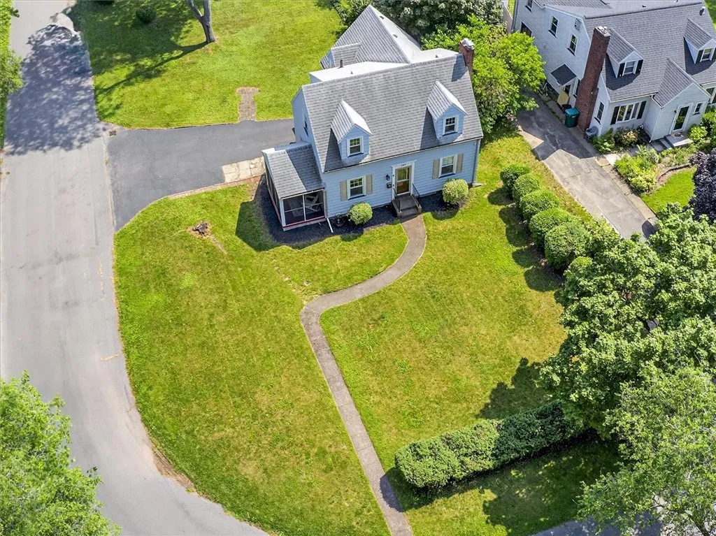 245 Worthington Road, Irondequoit, New York 14622, Irondequoit, New York 14622, 3 Bedrooms Bedrooms, 6 Rooms Rooms,1 BathroomBathrooms,Residential,For Sale,245 Worthington Road, Irondequoit, New York 14622,R1620646