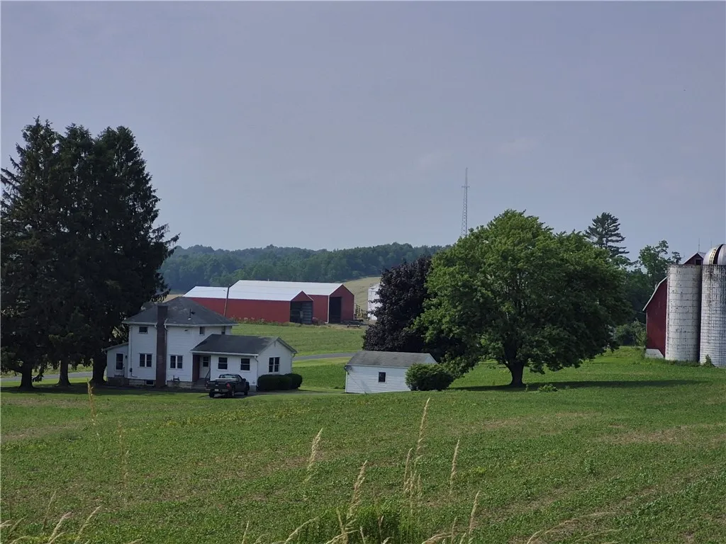 7516 Beach Road, Montezuma, New York 13021, Montezuma, New York 13021, 3 Bedrooms Bedrooms, 7 Rooms Rooms,2 BathroomsBathrooms,Residential,For Sale,7516 Beach Road, Montezuma, New York 13021,R1620317