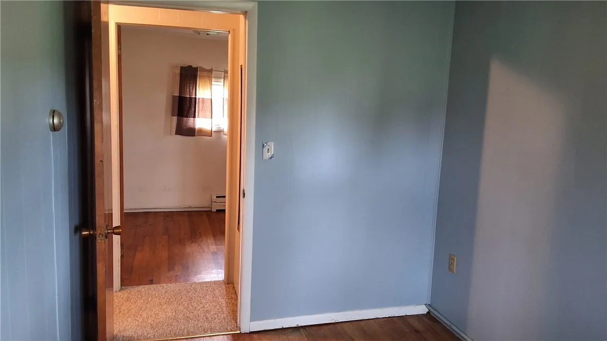 7516 Beach Road, Montezuma, New York 13021, Montezuma, New York 13021, 3 Bedrooms Bedrooms, 7 Rooms Rooms,2 BathroomsBathrooms,Residential,For Sale,7516 Beach Road, Montezuma, New York 13021,R1620317