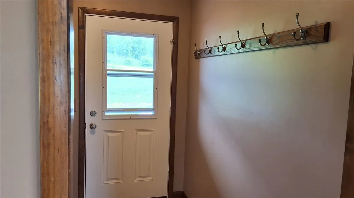 Mud Room.Side Entry