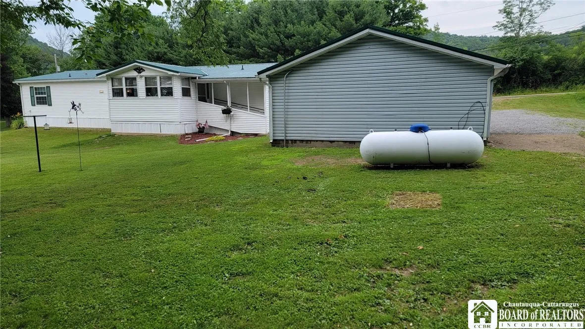 3565 Wolf Creek Road, Clarksville, New York 14727, Clarksville, New York 14727, 3 Bedrooms Bedrooms, 9 Rooms Rooms,2 BathroomsBathrooms,Residential,For Sale,3565 Wolf Creek Road, Clarksville, New York 14727,R1620964