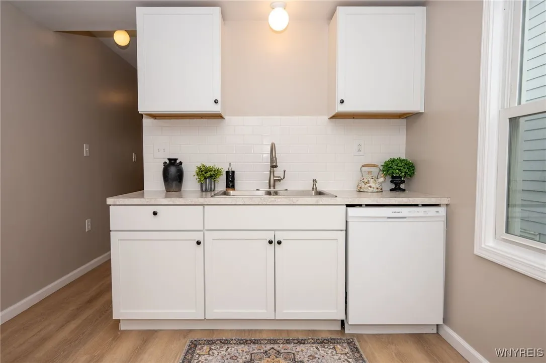 827 Tifft Street, Buffalo, New York 14220, Buffalo, New York 14220, 3 Bedrooms Bedrooms, 8 Rooms Rooms,1 BathroomBathrooms,Residential,For Sale,827 Tifft Street, Buffalo, New York 14220,B1620744
