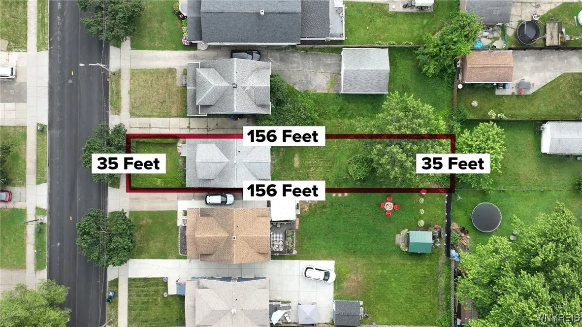 827 Tifft Street, Buffalo, New York 14220, Buffalo, New York 14220, 3 Bedrooms Bedrooms, 8 Rooms Rooms,1 BathroomBathrooms,Residential,For Sale,827 Tifft Street, Buffalo, New York 14220,B1620744