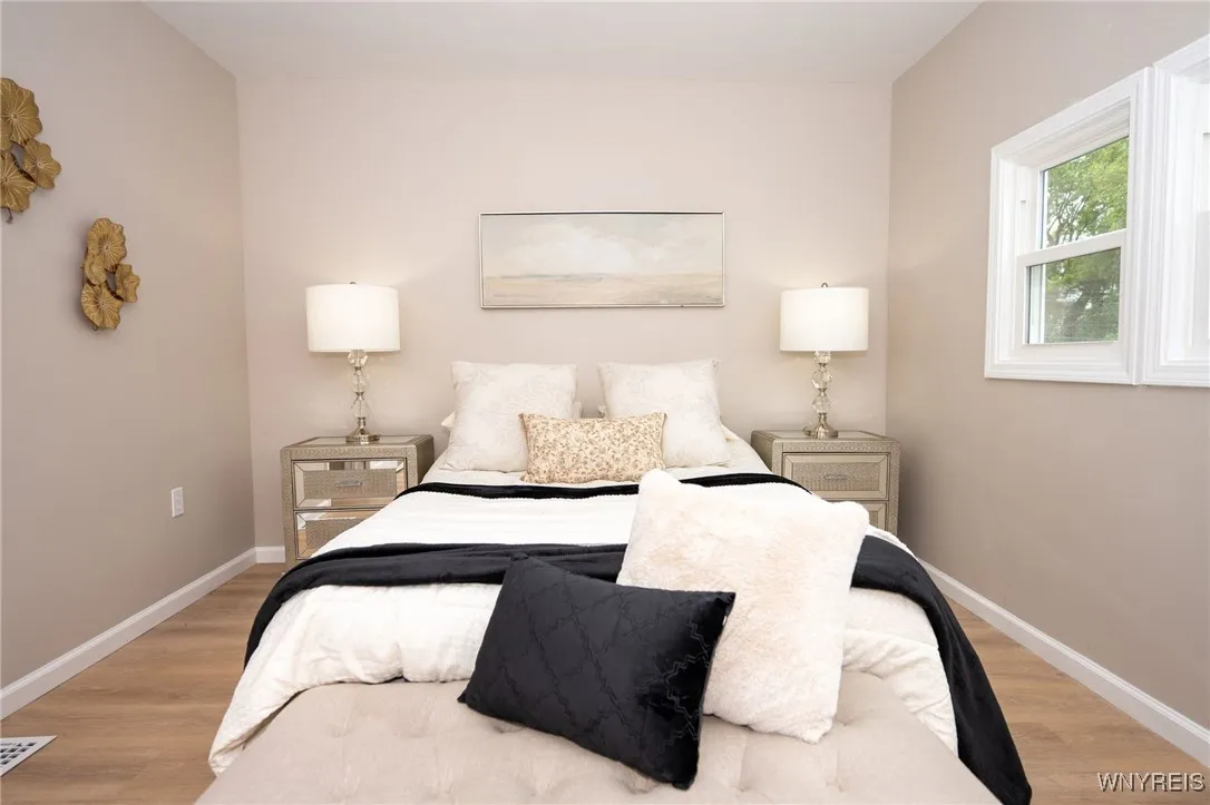 827 Tifft Street, Buffalo, New York 14220, Buffalo, New York 14220, 3 Bedrooms Bedrooms, 8 Rooms Rooms,1 BathroomBathrooms,Residential,For Sale,827 Tifft Street, Buffalo, New York 14220,B1620744