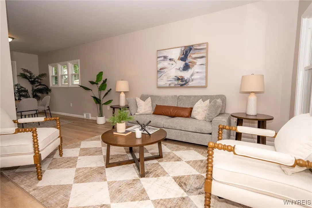 827 Tifft Street, Buffalo, New York 14220, Buffalo, New York 14220, 3 Bedrooms Bedrooms, 8 Rooms Rooms,1 BathroomBathrooms,Residential,For Sale,827 Tifft Street, Buffalo, New York 14220,B1620744