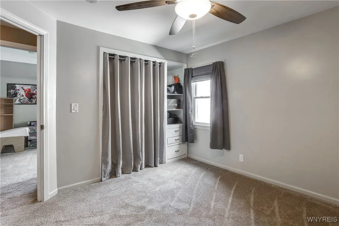 5031 Chapman Parkway, Hamburg, New York 14075, Hamburg, New York 14075, 3 Bedrooms Bedrooms, 7 Rooms Rooms,2 BathroomsBathrooms,Residential,Closed,5031 Chapman Parkway, Hamburg, New York 14075,0,B1620038