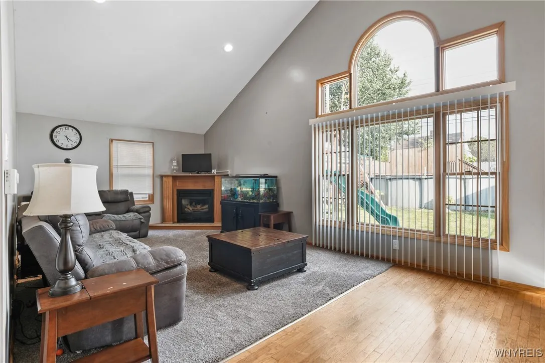 5031 Chapman Parkway, Hamburg, New York 14075, Hamburg, New York 14075, 3 Bedrooms Bedrooms, 7 Rooms Rooms,2 BathroomsBathrooms,Residential,Closed,5031 Chapman Parkway, Hamburg, New York 14075,0,B1620038