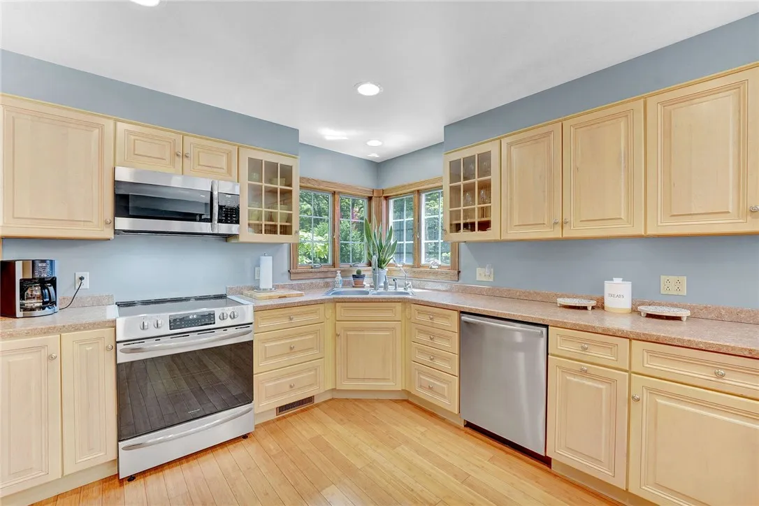 791 Summit Road, Foster Town, Pennsylvania 16701, Foster Town, Pennsylvania 16701, 5 Bedrooms Bedrooms, 11 Rooms Rooms,2 BathroomsBathrooms,Residential,Closed,791 Summit Road, Foster Town, Pennsylvania 16701,0,R1621096