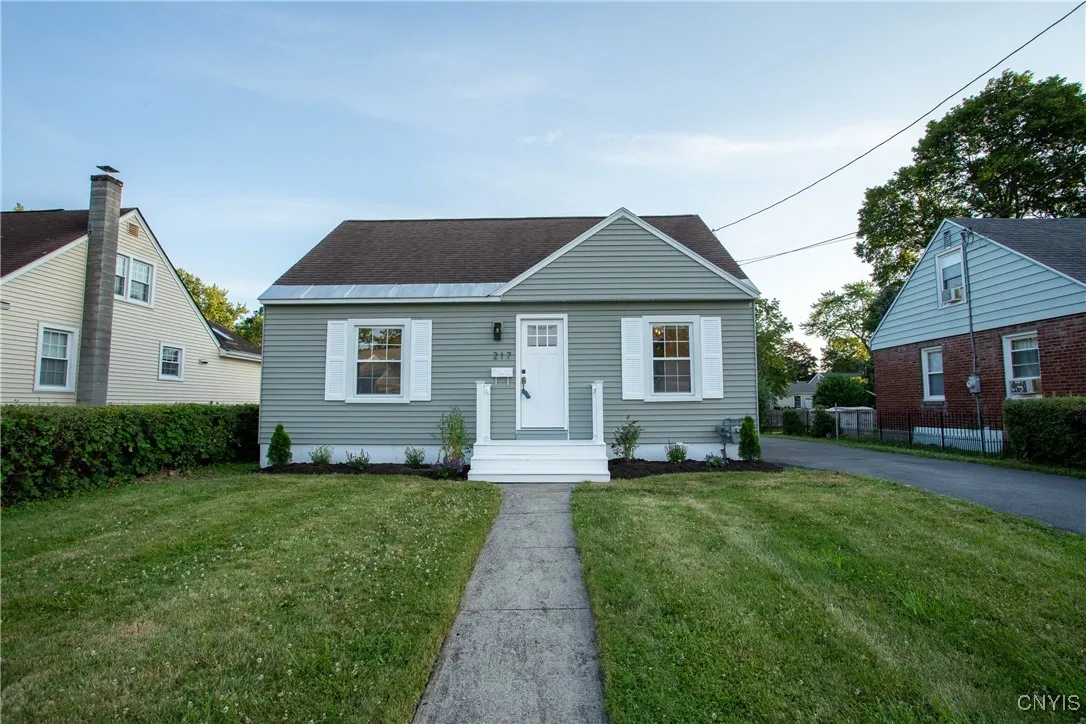 217 Beechwood Avenue, Salina, New York 13088, Salina, New York 13088, 3 Bedrooms Bedrooms, 9 Rooms Rooms,1 BathroomBathrooms,Residential,Closed,217 Beechwood Avenue, Salina, New York 13088,0,S1621128