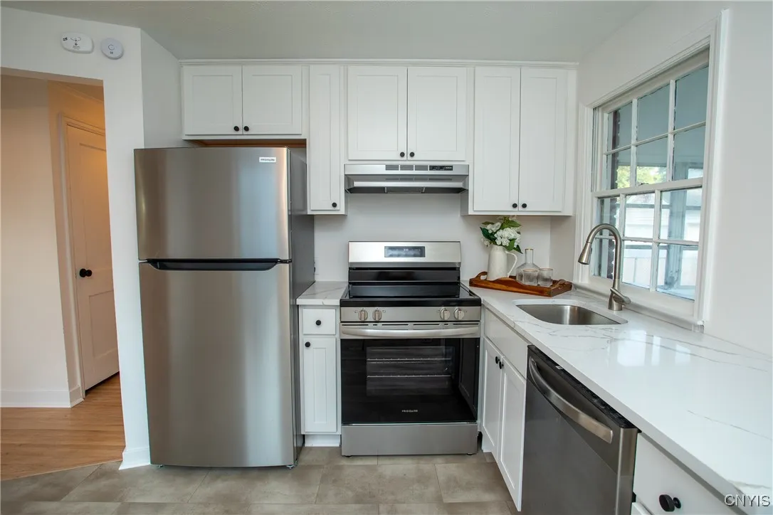 217 Beechwood Avenue, Salina, New York 13088, Salina, New York 13088, 3 Bedrooms Bedrooms, 9 Rooms Rooms,1 BathroomBathrooms,Residential,Closed,217 Beechwood Avenue, Salina, New York 13088,0,S1621128