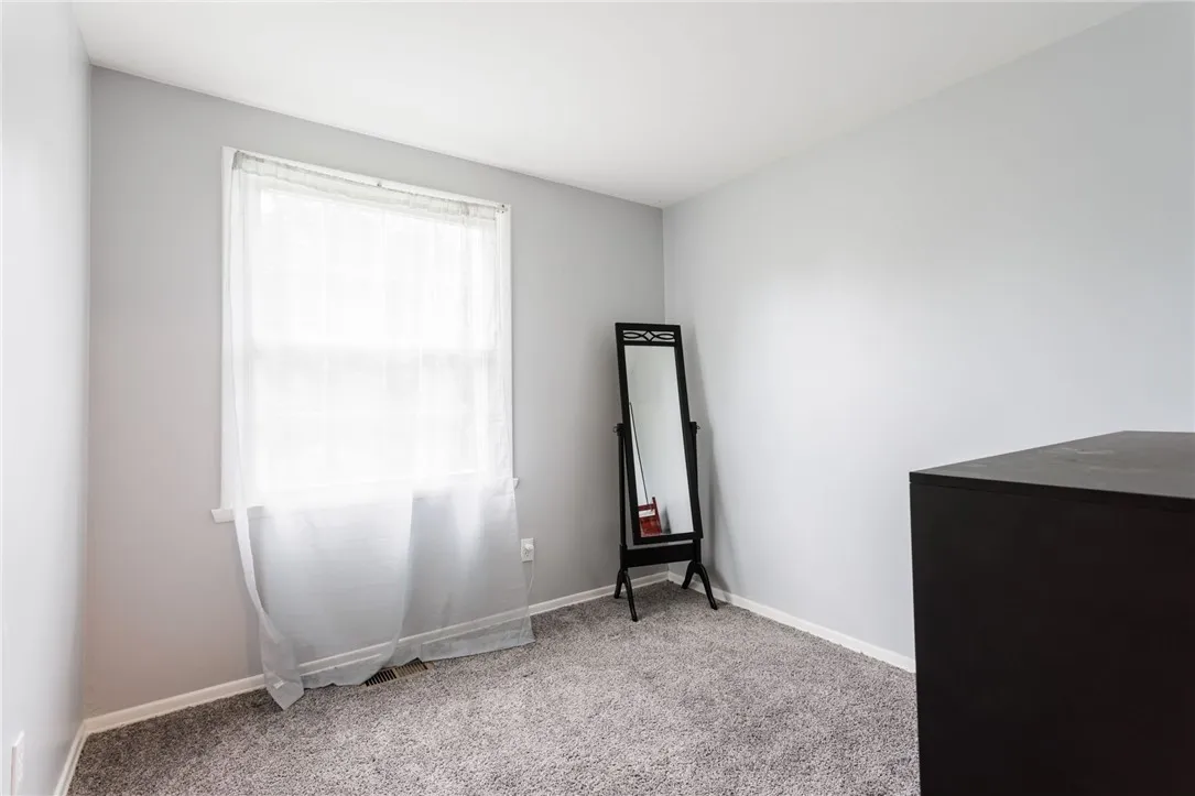 75 Burning Brush Drive, Gates, New York 14606, Gates, New York 14606, 3 Bedrooms Bedrooms, 8 Rooms Rooms,1 BathroomBathrooms,Residential,Closed,75 Burning Brush Drive, Gates, New York 14606,0,R1620136