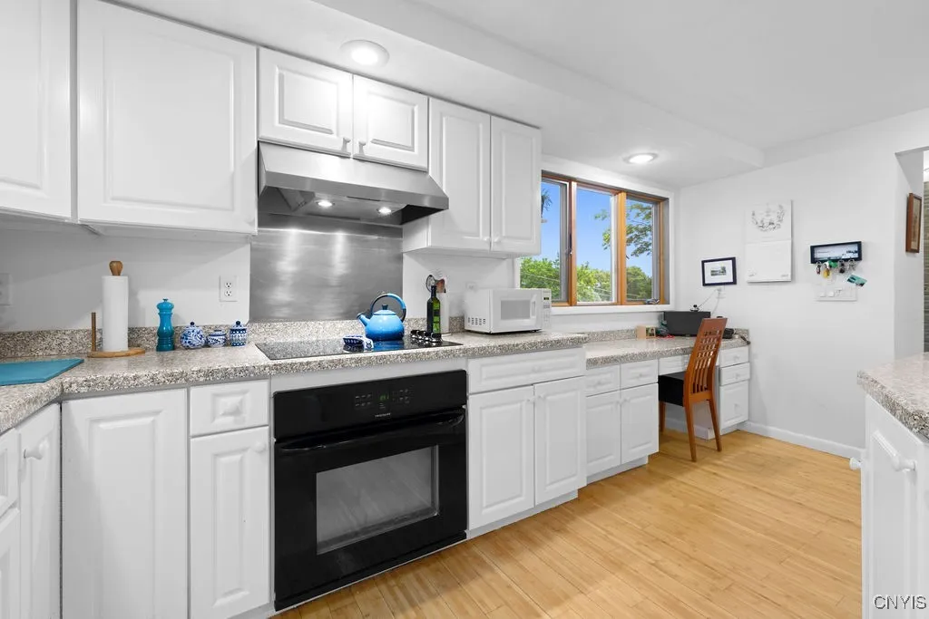 209 Windsor Drive, Dewitt, New York 13214, De Witt, New York 13214, 4 Bedrooms Bedrooms, 8 Rooms Rooms,2 BathroomsBathrooms,Residential,Closed,209 Windsor Drive, Dewitt, New York 13214,0,S1620714
