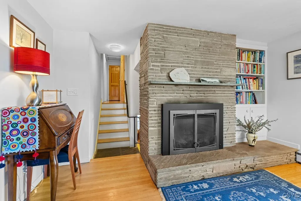 209 Windsor Drive, Dewitt, New York 13214, De Witt, New York 13214, 4 Bedrooms Bedrooms, 8 Rooms Rooms,2 BathroomsBathrooms,Residential,Closed,209 Windsor Drive, Dewitt, New York 13214,0,S1620714