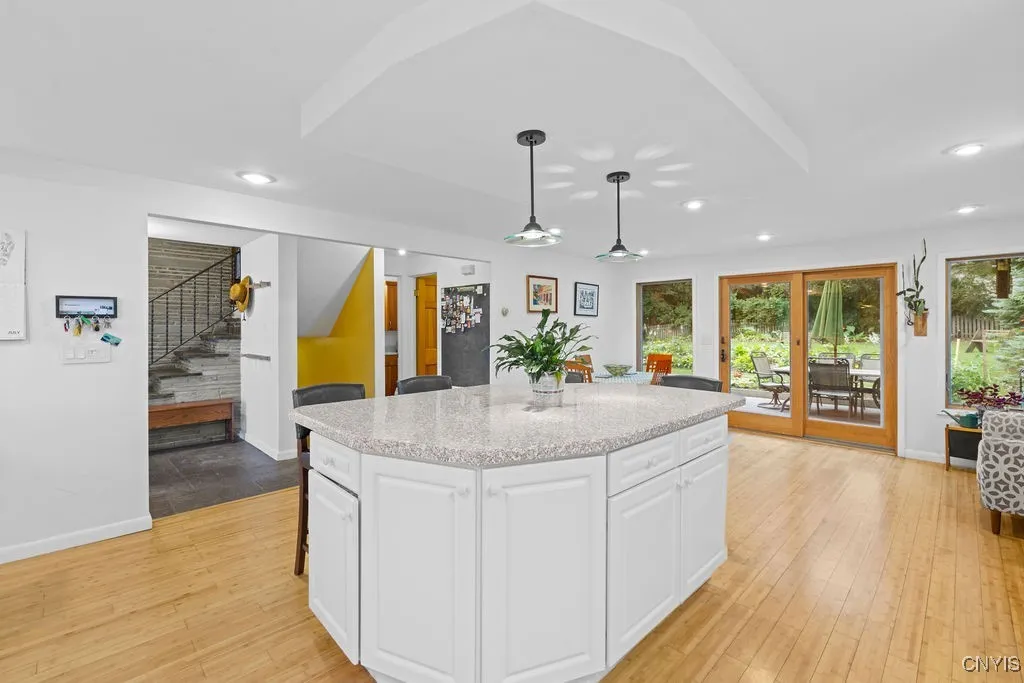 209 Windsor Drive, Dewitt, New York 13214, De Witt, New York 13214, 4 Bedrooms Bedrooms, 8 Rooms Rooms,2 BathroomsBathrooms,Residential,Closed,209 Windsor Drive, Dewitt, New York 13214,0,S1620714