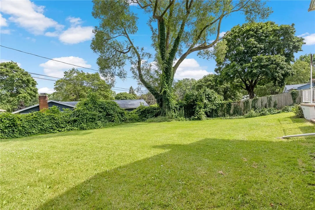 130 Dellwood Road, Greece, New York 14616, Greece, New York 14616, 3 Bedrooms Bedrooms, 7 Rooms Rooms,1 BathroomBathrooms,Residential,Closed,130 Dellwood Road, Greece, New York 14616,R1618635