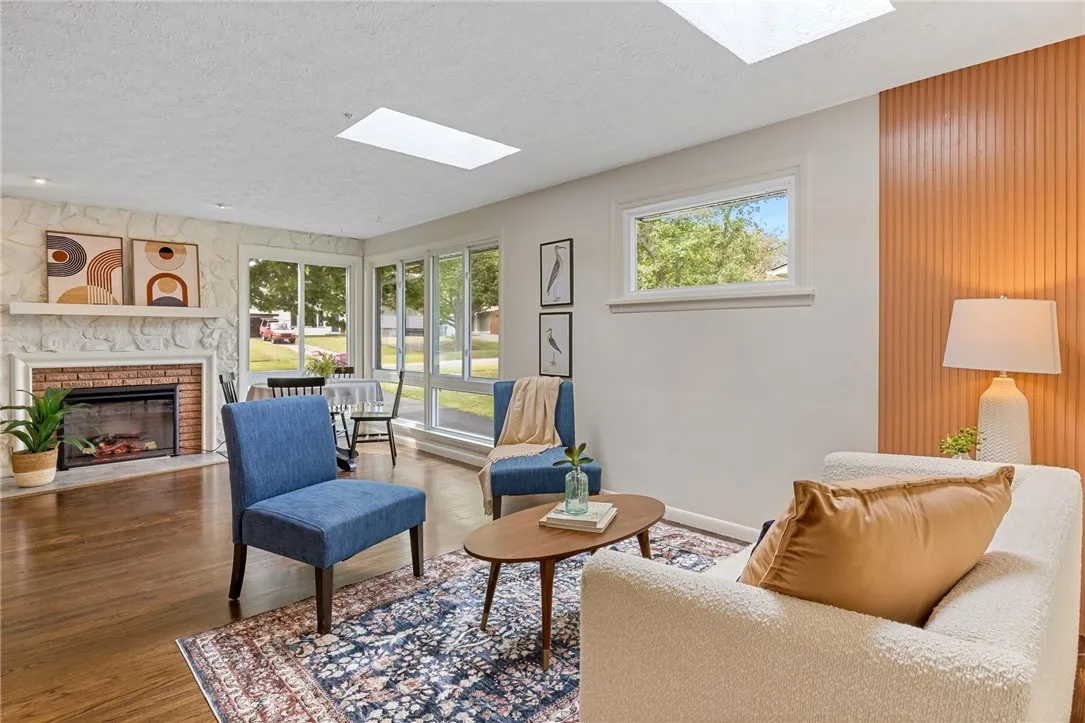 130 Dellwood Road, Greece, New York 14616, Greece, New York 14616, 3 Bedrooms Bedrooms, 7 Rooms Rooms,1 BathroomBathrooms,Residential,Closed,130 Dellwood Road, Greece, New York 14616,R1618635