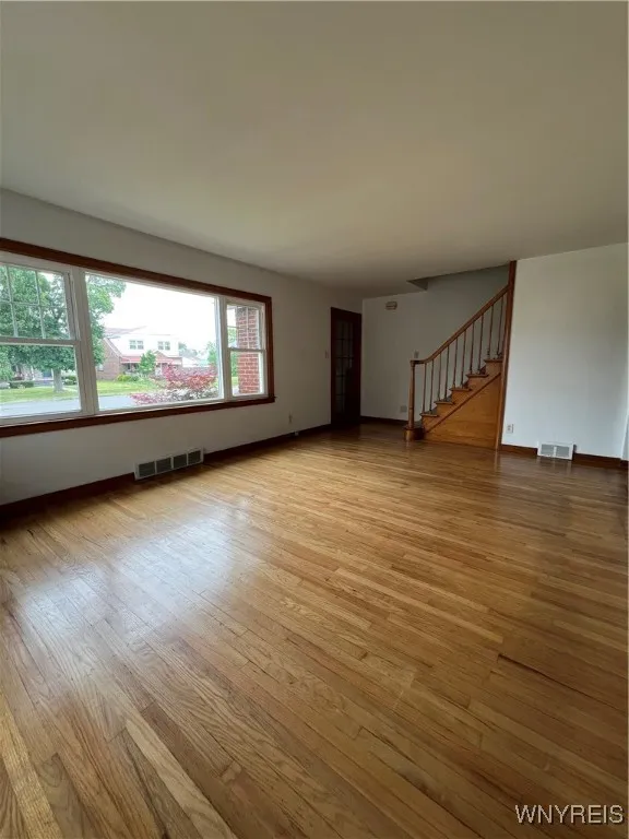 2479 Forest Avenue, Niagara Falls, New York 14301, Niagara Falls, New York 14301, 3 Bedrooms Bedrooms, 6 Rooms Rooms,1 BathroomBathrooms,Residential,Closed,2479 Forest Avenue, Niagara Falls, New York 14301,0,B1619811