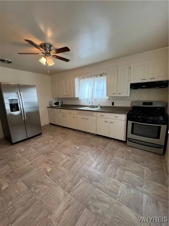 2479 Forest Avenue, Niagara Falls, New York 14301, Niagara Falls, New York 14301, 3 Bedrooms Bedrooms, 6 Rooms Rooms,1 BathroomBathrooms,Residential,Closed,2479 Forest Avenue, Niagara Falls, New York 14301,0,B1619811