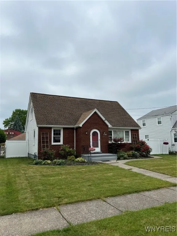 2479 Forest Avenue, Niagara Falls, New York 14301, Niagara Falls, New York 14301, 3 Bedrooms Bedrooms, 6 Rooms Rooms,1 BathroomBathrooms,Residential,Closed,2479 Forest Avenue, Niagara Falls, New York 14301,0,B1619811