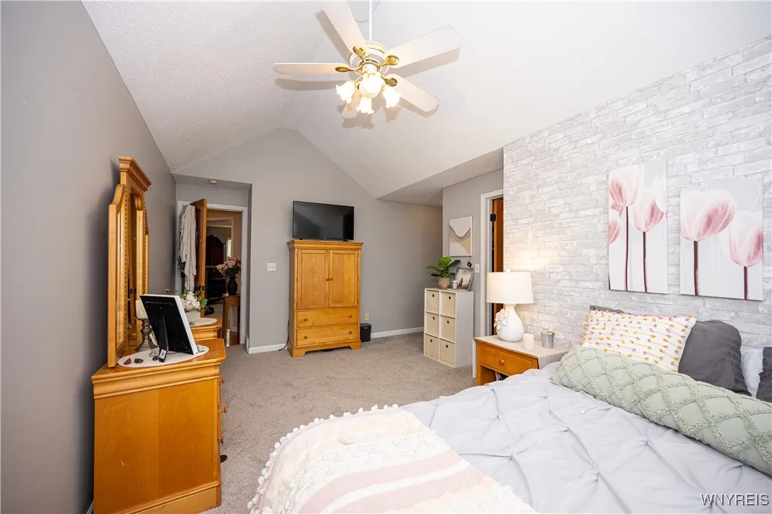 9 Rolling Woods Lane E, West Seneca, New York 1422, West Seneca, New York 14224, 4 Bedrooms Bedrooms, 12 Rooms Rooms,2 BathroomsBathrooms,Residential,Closed,9 Rolling Woods Lane E, West Seneca, New York 1422,0,B1617304