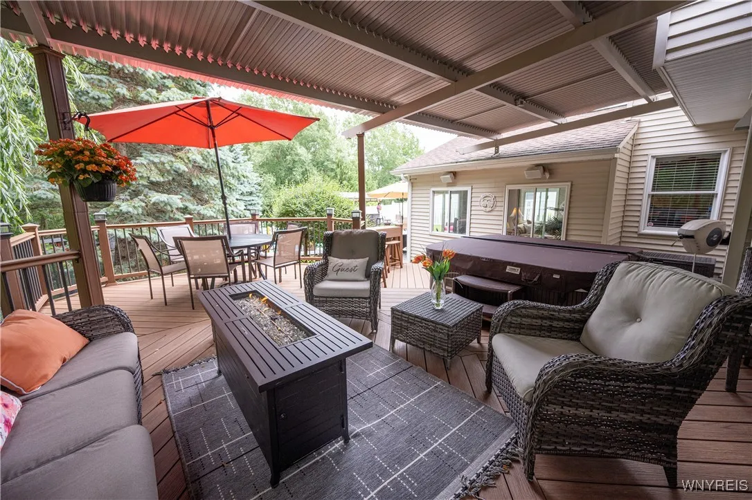 9 Rolling Woods Lane E, West Seneca, New York 1422, West Seneca, New York 14224, 4 Bedrooms Bedrooms, 12 Rooms Rooms,2 BathroomsBathrooms,Residential,Closed,9 Rolling Woods Lane E, West Seneca, New York 1422,0,B1617304