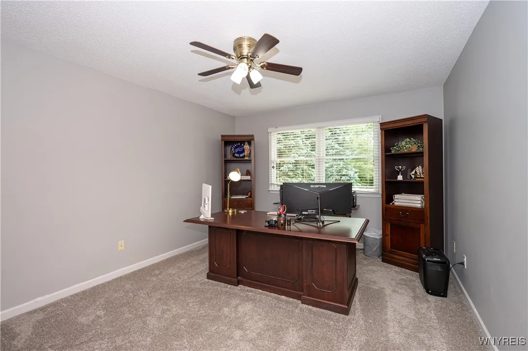 9 Rolling Woods Lane E, West Seneca, New York 1422, West Seneca, New York 14224, 4 Bedrooms Bedrooms, 12 Rooms Rooms,2 BathroomsBathrooms,Residential,Closed,9 Rolling Woods Lane E, West Seneca, New York 1422,0,B1617304