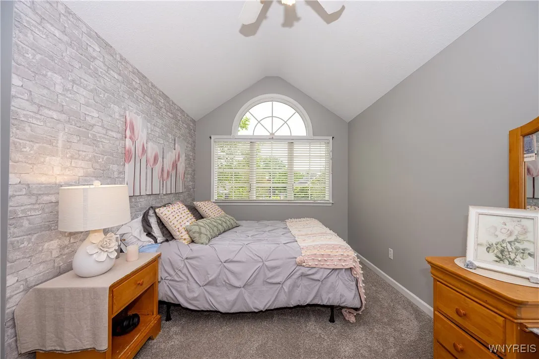 9 Rolling Woods Lane E, West Seneca, New York 1422, West Seneca, New York 14224, 4 Bedrooms Bedrooms, 12 Rooms Rooms,2 BathroomsBathrooms,Residential,Closed,9 Rolling Woods Lane E, West Seneca, New York 1422,0,B1617304