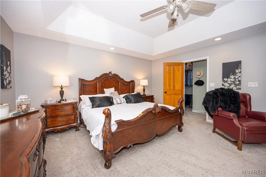 9 Rolling Woods Lane E, West Seneca, New York 1422, West Seneca, New York 14224, 4 Bedrooms Bedrooms, 12 Rooms Rooms,2 BathroomsBathrooms,Residential,Closed,9 Rolling Woods Lane E, West Seneca, New York 1422,0,B1617304