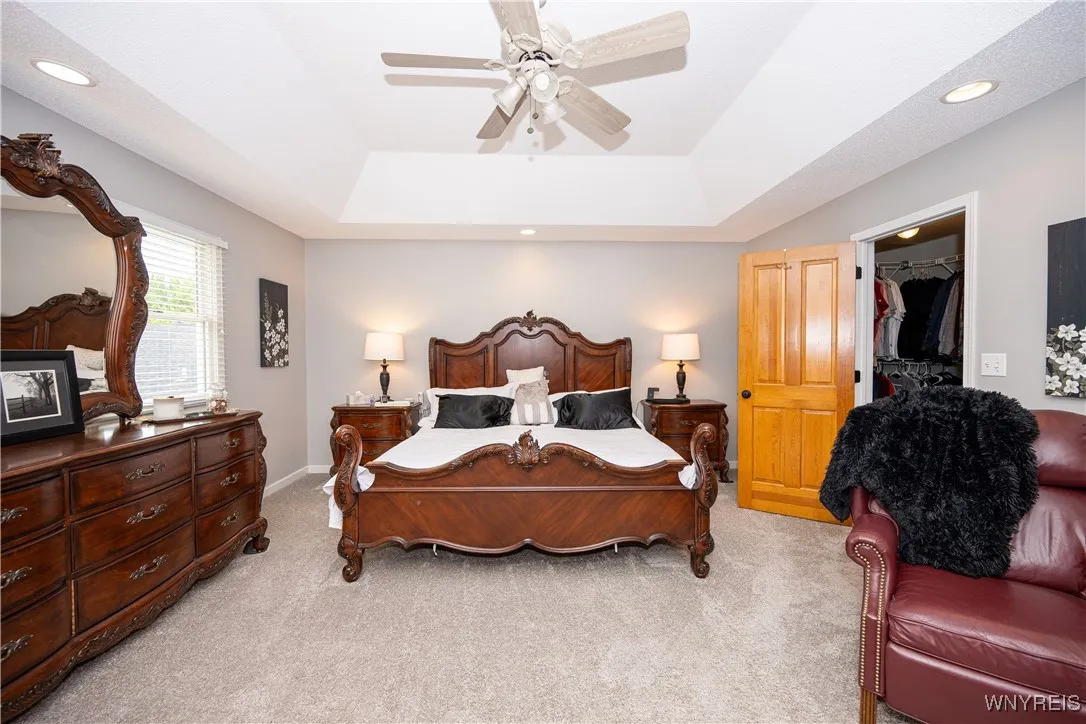 9 Rolling Woods Lane E, West Seneca, New York 1422, West Seneca, New York 14224, 4 Bedrooms Bedrooms, 12 Rooms Rooms,2 BathroomsBathrooms,Residential,Closed,9 Rolling Woods Lane E, West Seneca, New York 1422,0,B1617304