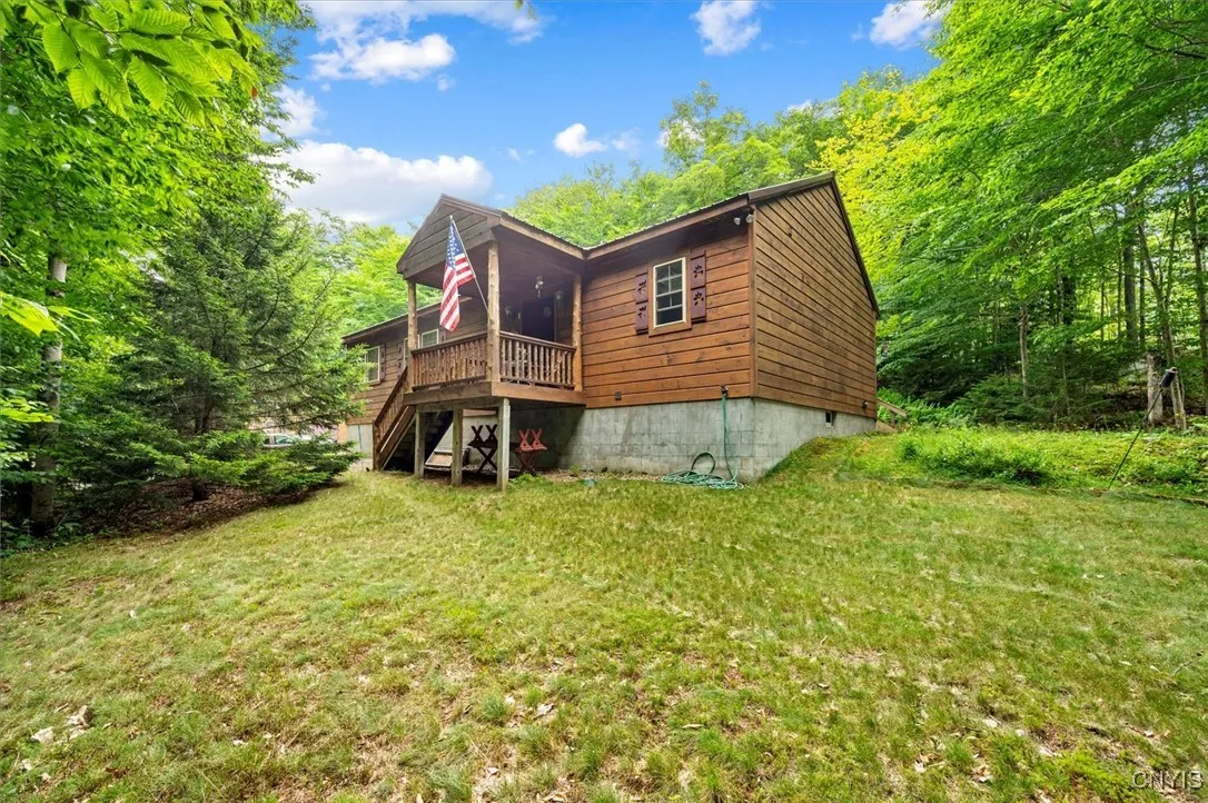 160 Pawnee Drive, Webb, New York 13420, Webb, New York 13420, 3 Bedrooms Bedrooms, 6 Rooms Rooms,2 BathroomsBathrooms,Residential,For Sale,160 Pawnee Drive, Webb, New York 13420,S1621045