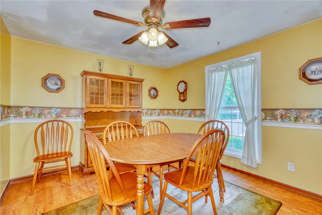 1430 Willowdale Drive, Macedon, New York 14502, Macedon, New York 14502, 4 Bedrooms Bedrooms, 9 Rooms Rooms,2 BathroomsBathrooms,Residential,Closed,1430 Willowdale Drive, Macedon, New York 14502,0,R1620971