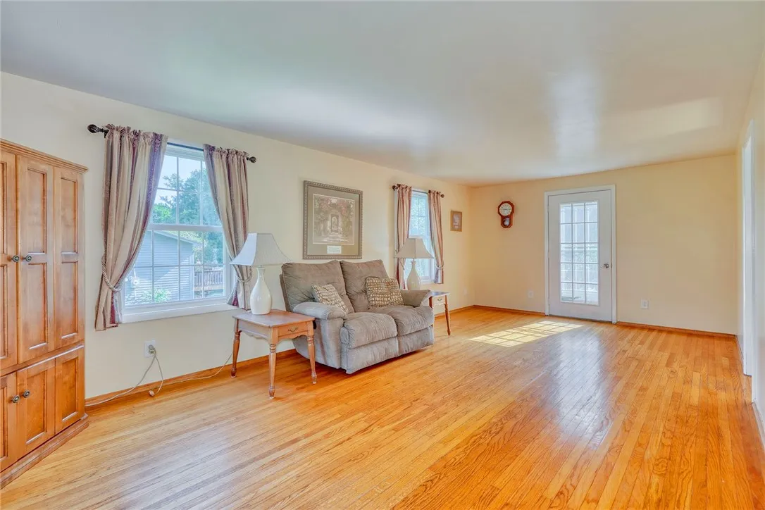 1430 Willowdale Drive, Macedon, New York 14502, Macedon, New York 14502, 4 Bedrooms Bedrooms, 9 Rooms Rooms,2 BathroomsBathrooms,Residential,Closed,1430 Willowdale Drive, Macedon, New York 14502,0,R1620971