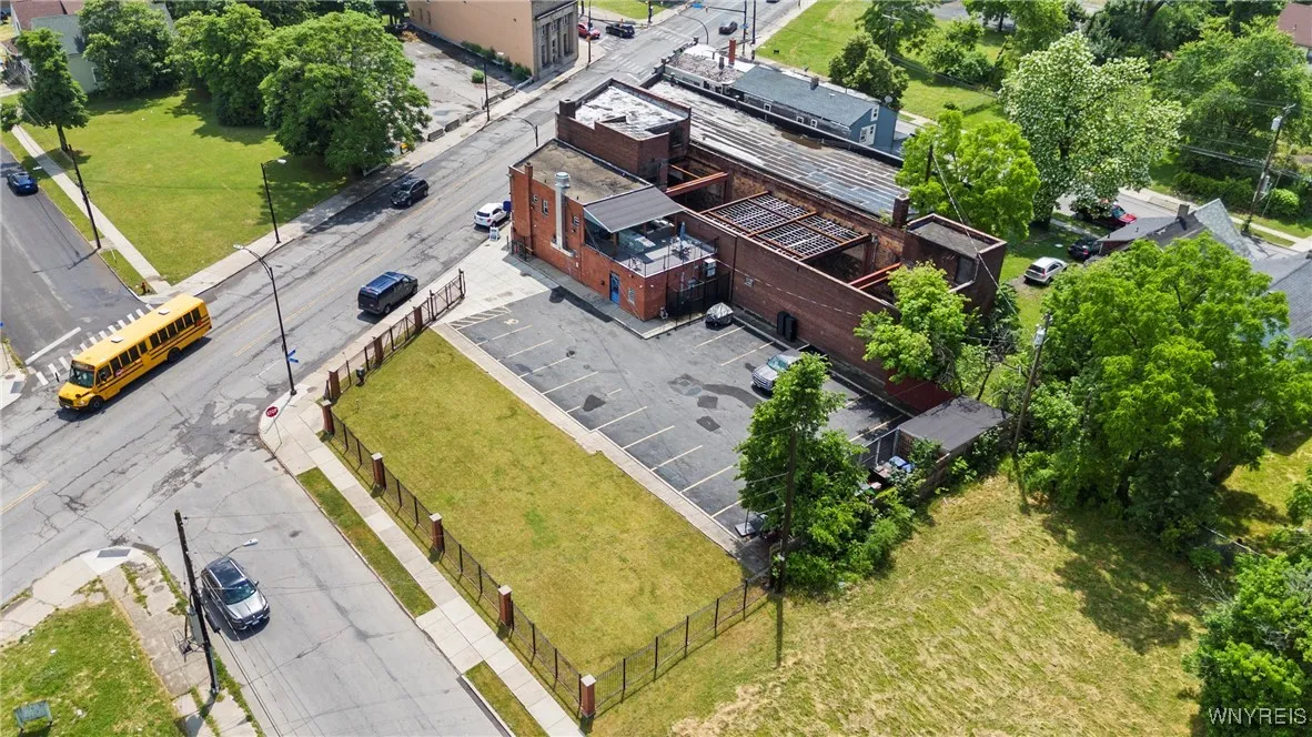 1532 Genesee Street, Buffalo, New York 14211, Buffalo, New York 14211, ,Commercial Sale,For Sale,1532 Genesee Street, Buffalo, New York 14211,B1621171
