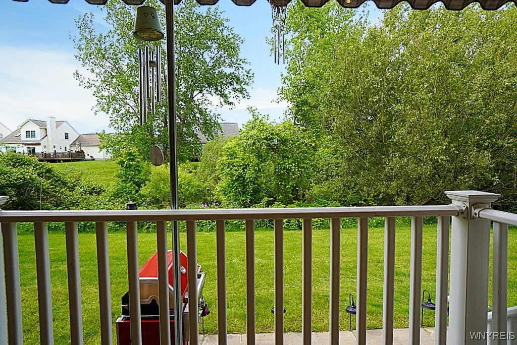 114 Slate Bottom Drive, Lancaster, New York 14043, Lancaster, New York 14043, 2 Bedrooms Bedrooms, 7 Rooms Rooms,1 BathroomBathrooms,Residential,For Sale,114 Slate Bottom Drive, Lancaster, New York 14043,B1621151