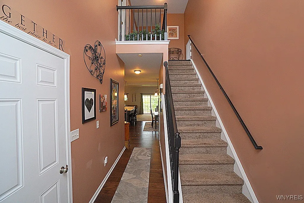 114 Slate Bottom Drive, Lancaster, New York 14043, Lancaster, New York 14043, 2 Bedrooms Bedrooms, 7 Rooms Rooms,1 BathroomBathrooms,Residential,For Sale,114 Slate Bottom Drive, Lancaster, New York 14043,B1621151