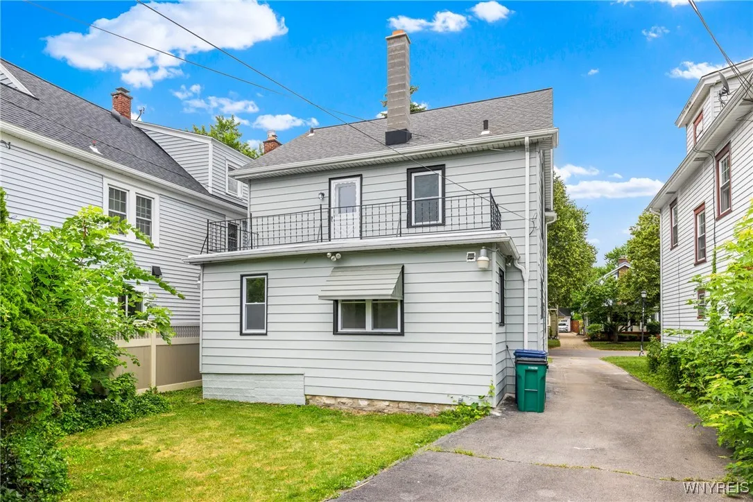 416 Voorhees Avenue, Buffalo, New York 14216, Buffalo, New York 14216, 3 Bedrooms Bedrooms, 8 Rooms Rooms,1 BathroomBathrooms,Residential,Closed,416 Voorhees Avenue, Buffalo, New York 14216,0,B1619639