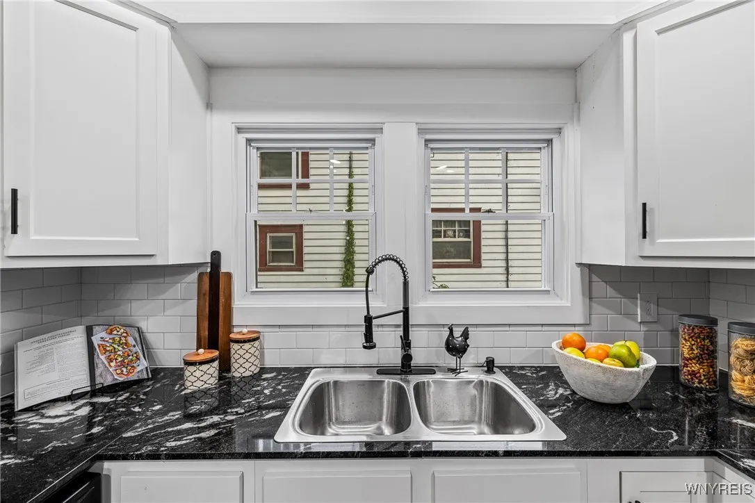 416 Voorhees Avenue, Buffalo, New York 14216, Buffalo, New York 14216, 3 Bedrooms Bedrooms, 8 Rooms Rooms,1 BathroomBathrooms,Residential,Closed,416 Voorhees Avenue, Buffalo, New York 14216,0,B1619639