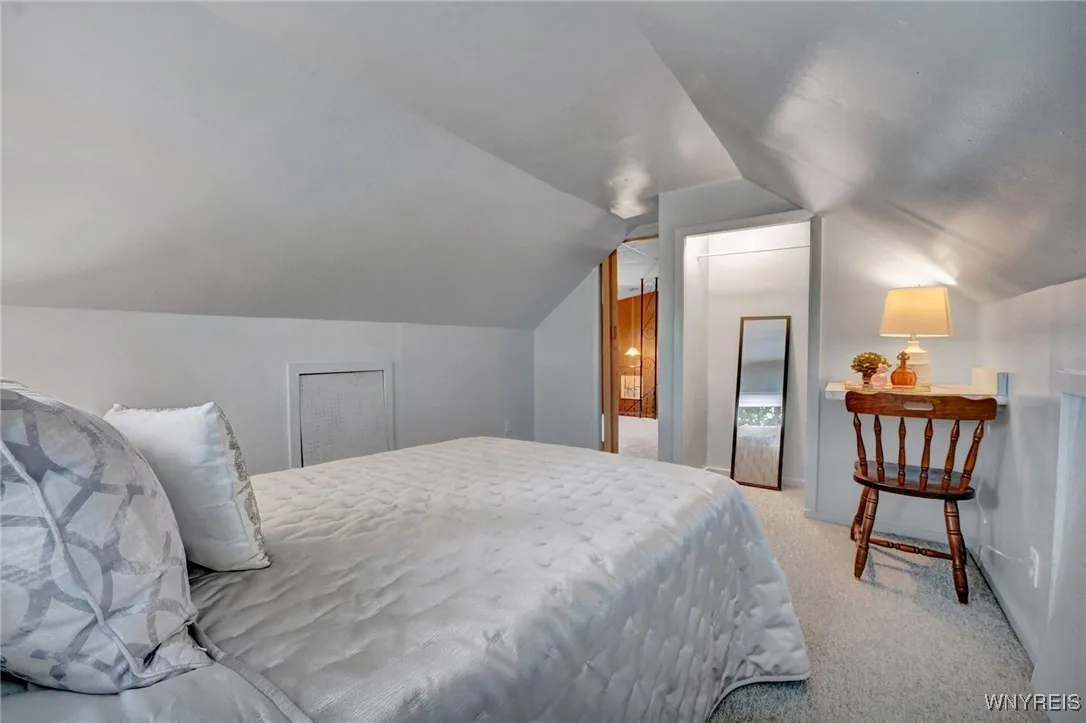 240 Parkwood Avenue, Tonawanda, New York 14217, Tonawanda, New York 14217, 3 Bedrooms Bedrooms, 7 Rooms Rooms,1 BathroomBathrooms,Residential,For Sale,240 Parkwood Avenue, Tonawanda, New York 14217,B1621157
