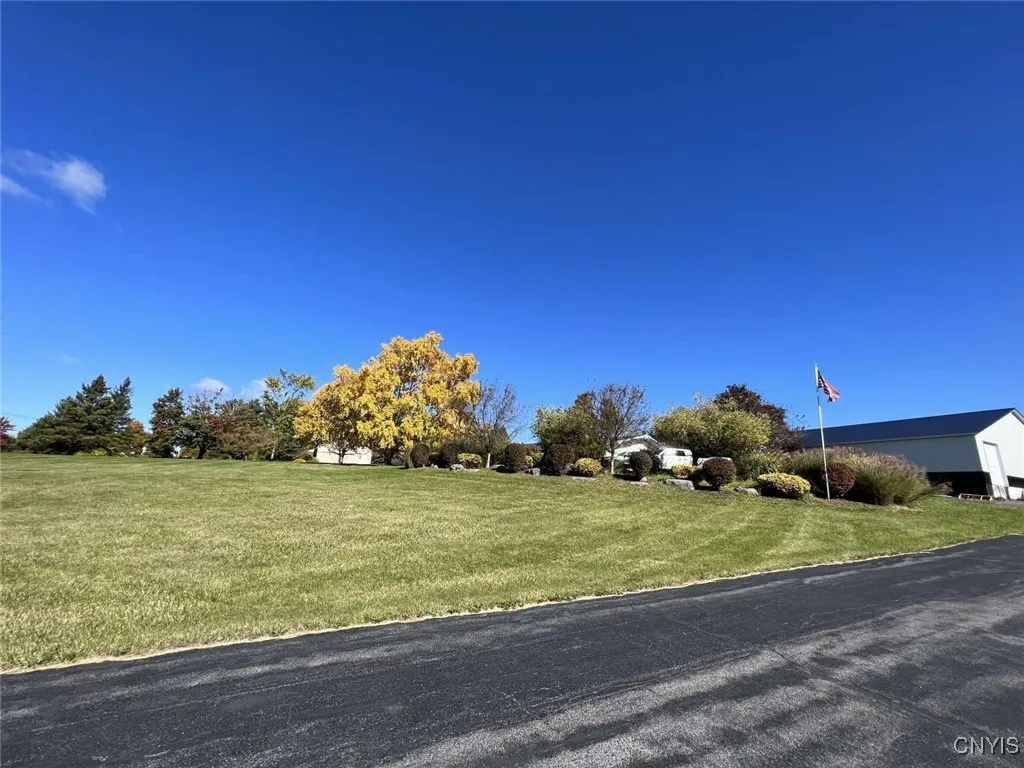 4124 Henneberry Road, Manlius, New York 13104, Manlius, New York 13104, 4 Bedrooms Bedrooms, 10 Rooms Rooms,2 BathroomsBathrooms,Residential,For Sale,4124 Henneberry Road, Manlius, New York 13104,S1621189