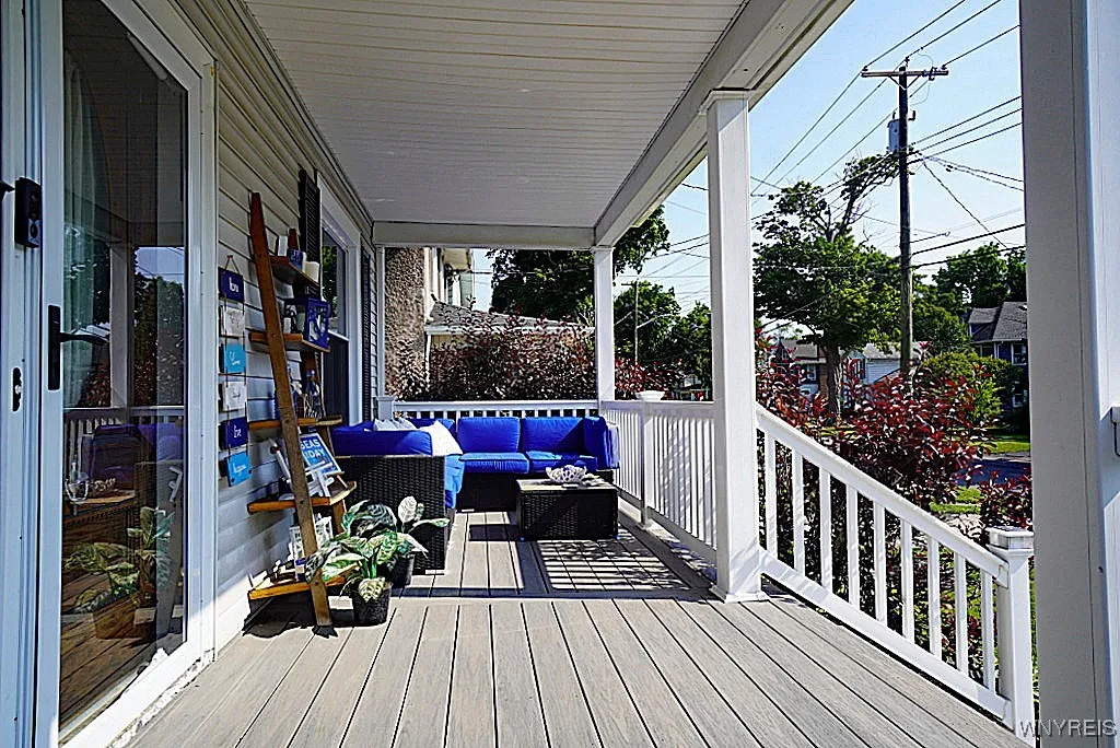 127 Pound Street, Lockport City, New York 14094, Lockport City, New York 14094, 5 Bedrooms Bedrooms, 9 Rooms Rooms,2 BathroomsBathrooms,Residential,For Sale,127 Pound Street, Lockport City, New York 14094,B1619738